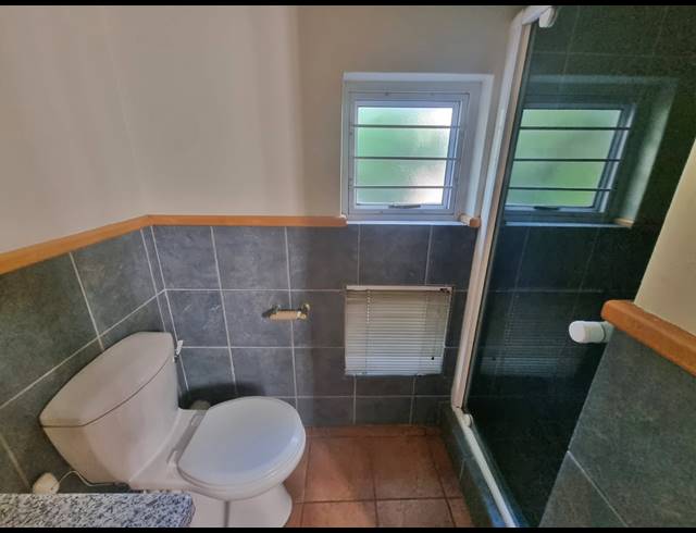 5 BEDROOM HOUSE FOR SALE IN RASLOUW